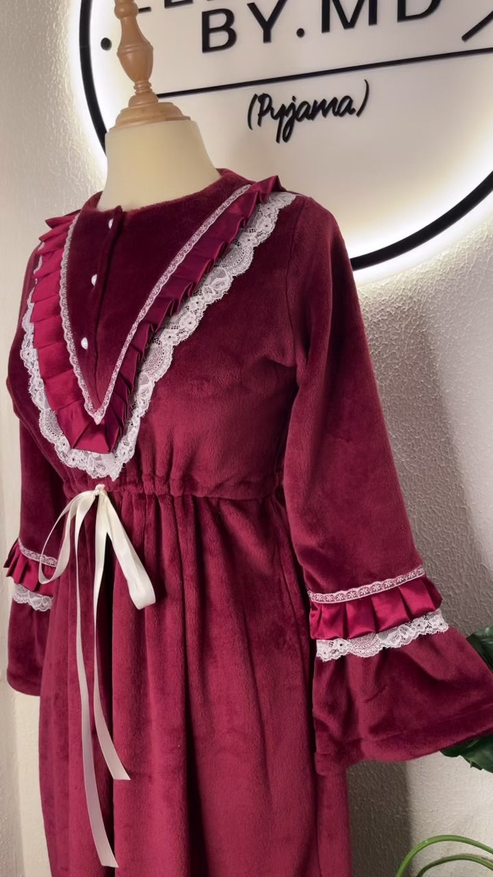 Robe Pyjama Bordeaux Élégante  كسوة شتوية بتفاصيل انيقة
